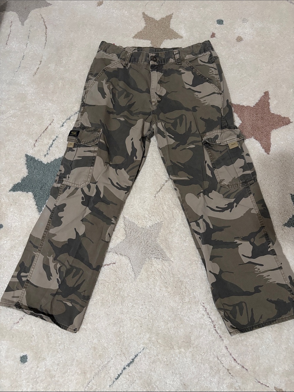 Wrangler Boys Camo Cargo Pants in Olive and Khaki
